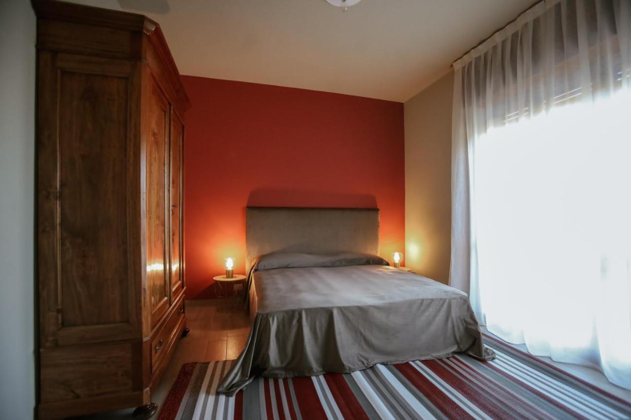 Bed and Breakfast CA’du LIN à Cisterna dʼAsti Extérieur photo