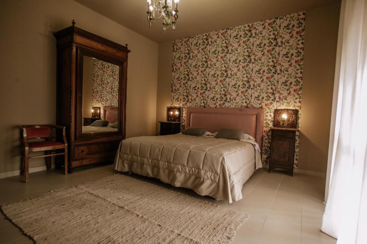 Bed and Breakfast CA’du LIN à Cisterna dʼAsti Extérieur photo