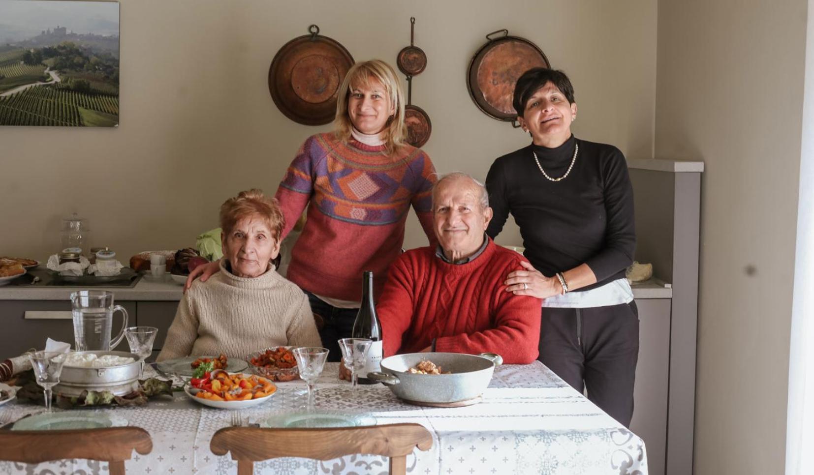 Bed and Breakfast CA’du LIN à Cisterna dʼAsti Extérieur photo